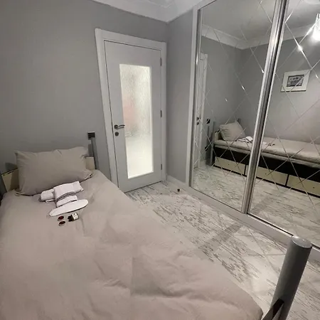 Large Full Close To Istanbul Airport